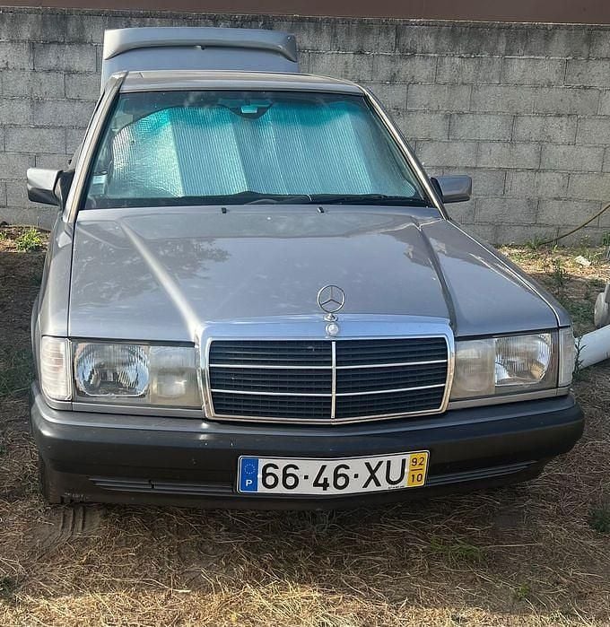 Usado 1992 Mercedes 190 Sedan | € 5.299 - Imagem 1/4