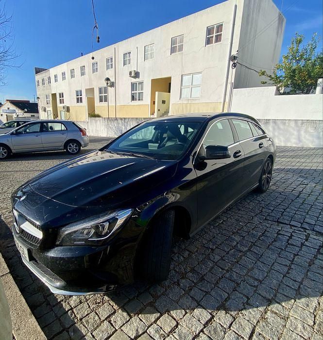 Usado Mercedes CLA180 2017 Sedan