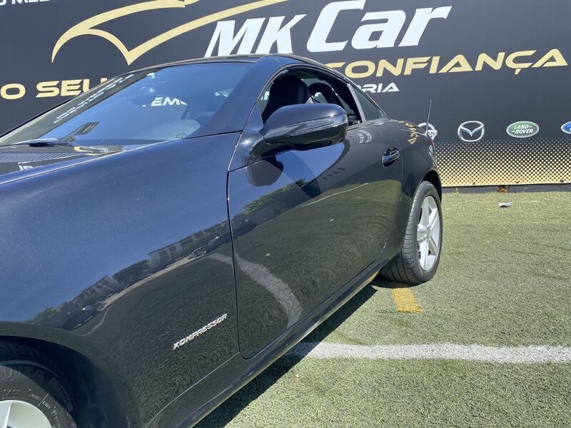 Usado Mercedes SLK200 183 HP (134 kW) 2008 Preto Cabrios