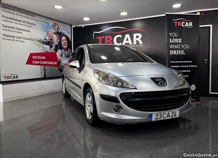 Cinza Usado 2006 Peugeot 207 Sport Citadino | € 4.250 (Preço justo) - Imagem 1/1