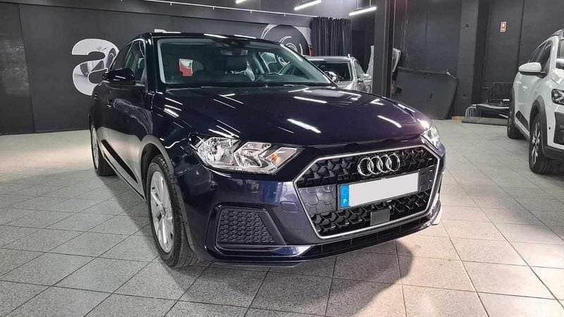 Azul Usado 2021 Audi A1 Sportback Citadino | € 18.800 - Imagem 1/4