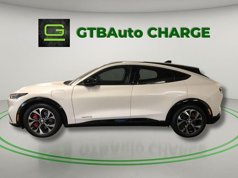Branco Usado 2023 Ford Mustang Mach-E Premium SUV | € 38.999 (Bom preço) - Imagem 1/3