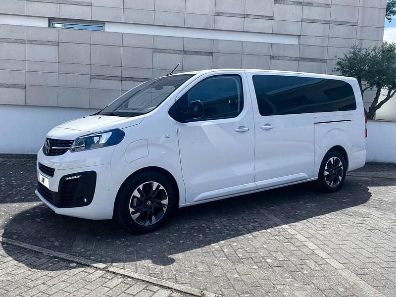 Branco Usado 2023 Opel Zafira Life Van | € 56.000 - Imagem 1/4