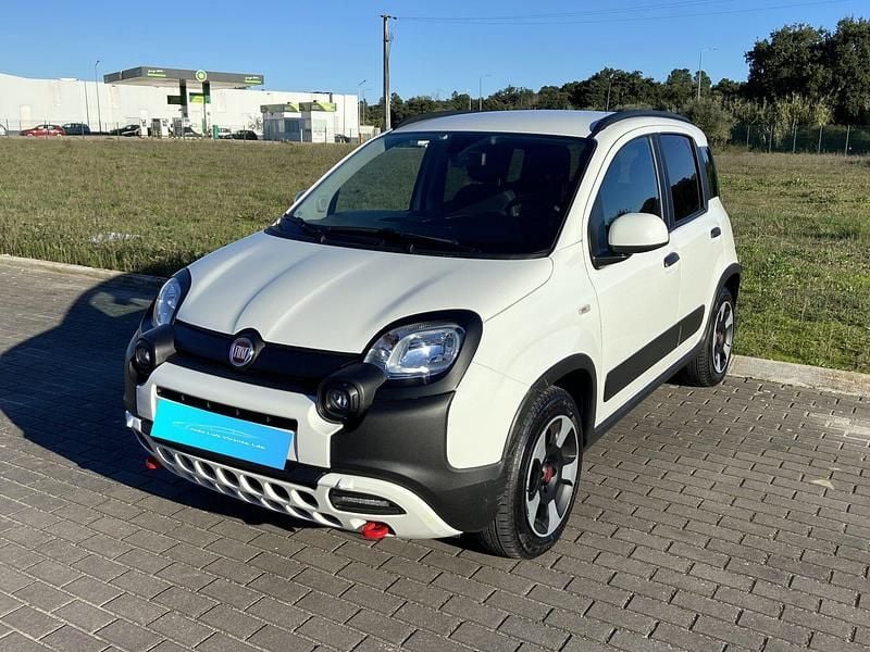 Branco Usado 2024 Fiat Panda Cross Cross Citadino | € 14.250 (Preço justo) - Imagem 1/4
