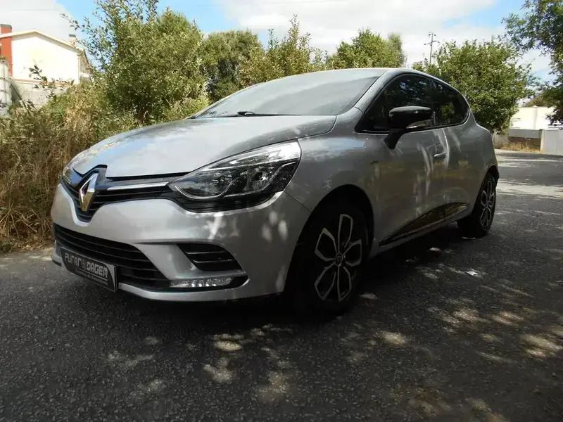 Cinzento Usado 2019 Renault Clio IV LIMITED | € 16.990 (Caro) - Imagem 1/4