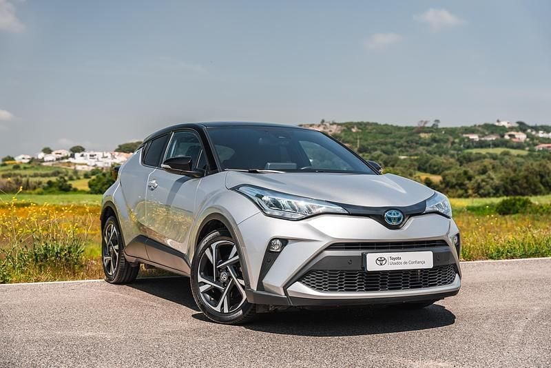 Cinza (pintura metalizada) Usado 2022 Toyota C-HR Luxury SUV | € 31.000 (Preço justo) - Imagem 1/4