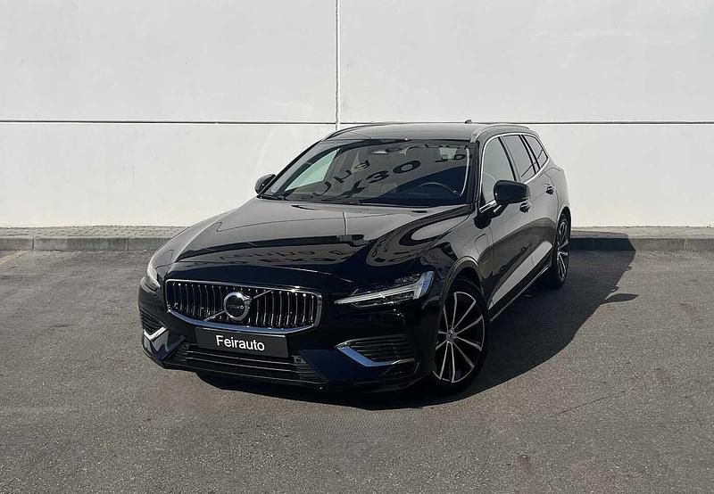 Preto Usado 2025 Volvo V60 Carrinha | € 43.500 (Preço justo) - Imagem 1/4