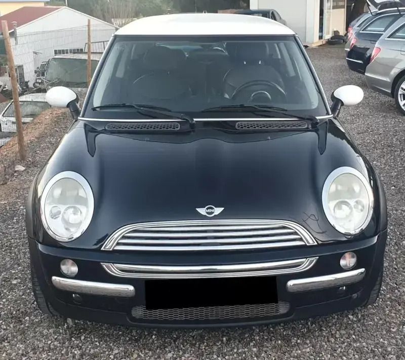 Usado Mini Cooper Coupé Exclusive 115 HP (84 kW) 2003 Preto Coupé