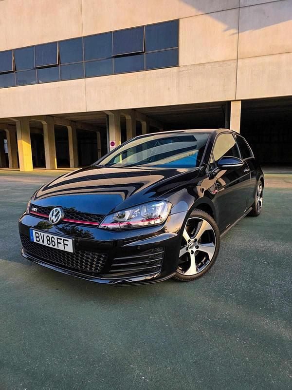 Usado VW Golf VII GTI 220 HP (161 kW) 2013 Preto