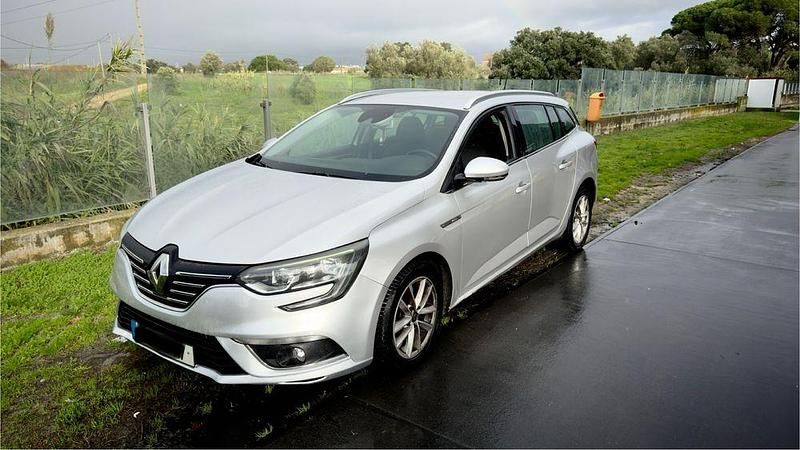 Usado 2018 Renault Mégane IV Sedan | € 5.999 (Super Preço) - Imagem 1/4