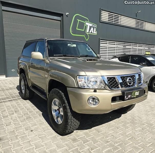 Usado Nissan Patrol 160 HP (117 kW) 2008 Amarelo SUV