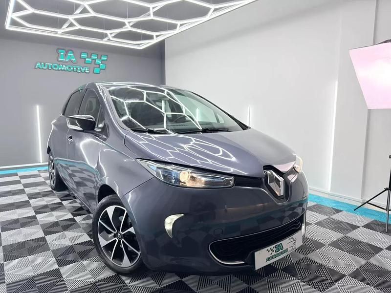 Usado Renault Zoe Bose Edition 67 kW (92 HP) 2017 Azul escuro Citadino