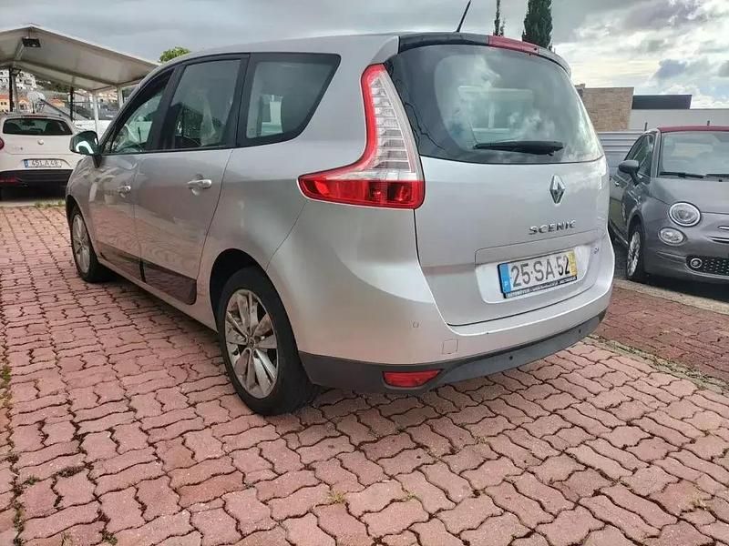 Usado Renault Scénic III 110 HP (80 kW) 2013 Cinzento Monovolume