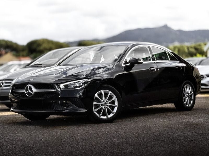 Preto Usado 2023 Mercedes CLA250e Progressive Sedan | € 31.900 (Preço justo) - Imagem 1/4