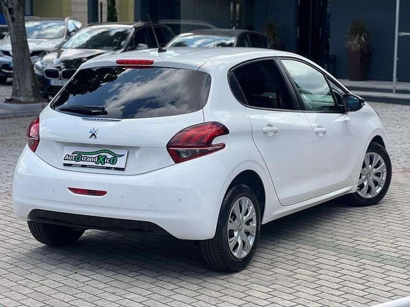 Branco Usado 2020 Peugeot 208 Active Citadino | € 12.990 (Super Preço) - Imagem 1/2