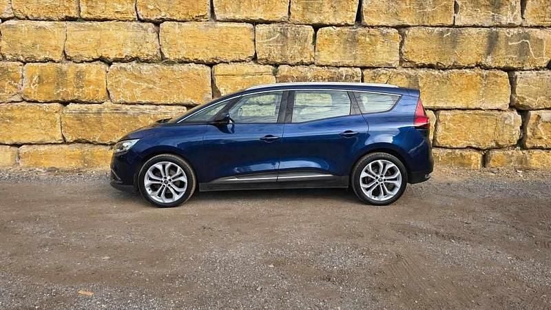Usado Renault Grand Scénic IV 110 HP (80 kW) 2018 Azul Monovolume