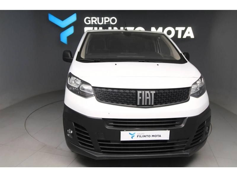 Branco Usado 2022 Fiat Scudo Van | € 21.490 - Imagem 1/4