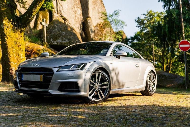 Usado 2015 Audi TT S-Line Coupé | € 29.900 - Imagem 1/4