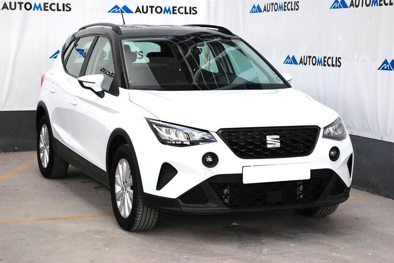 Branco Usado 2022 Seat Arona Style SUV | € 14.850 (Bom preço) - Imagem 1/2