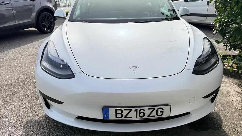 Usado Tesla Model 3 Standard Range 208 kW (283 HP) 2023 Branco Sedan