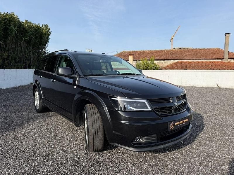 Usado Dodge Journey 140 HP (102 kW) 2009 Preto SUV