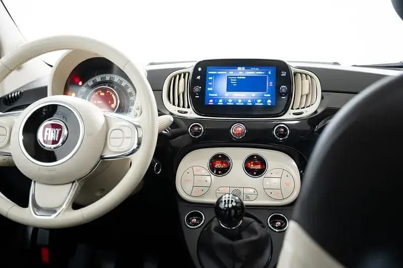 Usado Fiat 500 Dolcevita 70 HP (51 kW) 2021 Preto Citadino