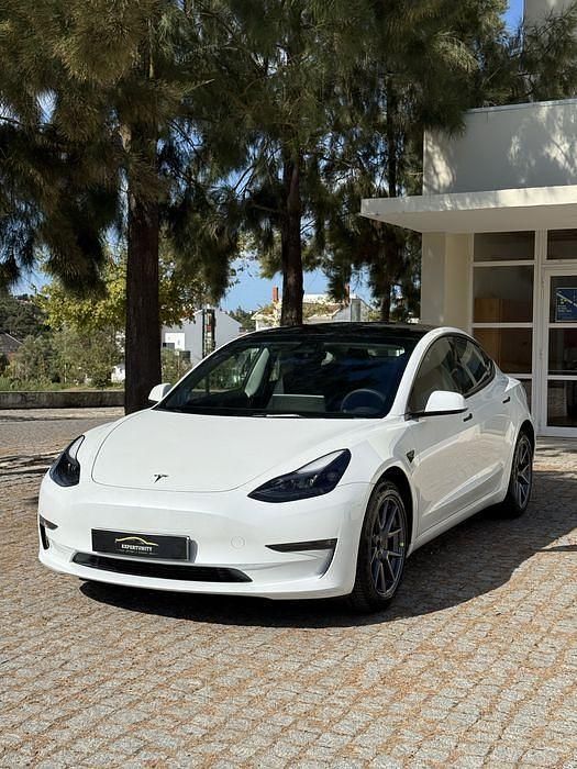 Usado 2023 Tesla Model 3 Standard Range Plus Sedan | € 29.500 (Bom preço) - Imagem 1/4