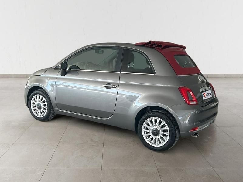 Usado Fiat 500C 70 HP (51 kW) 2023 Cinzento Cabrios