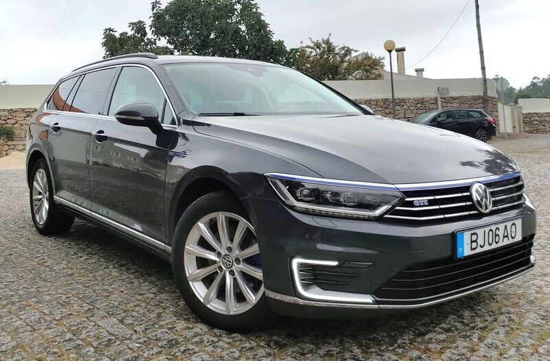 Cinzento Usado 2017 VW Passat GTE Carrinha | € 16.900 (Bom preço) - Imagem 1/4