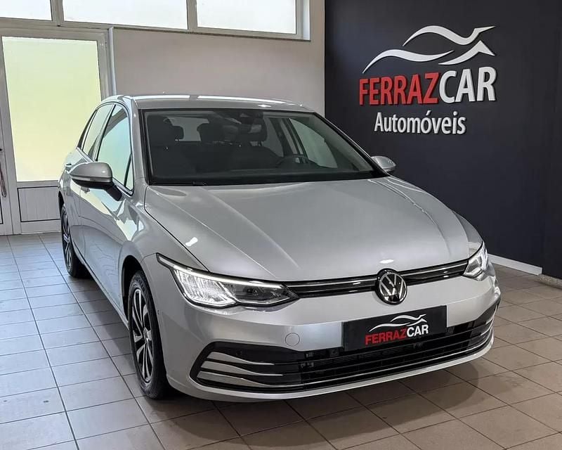 Cinzento Usado 2021 VW Golf VIII Active | € 21.750 (Caro) - Imagem 1/4