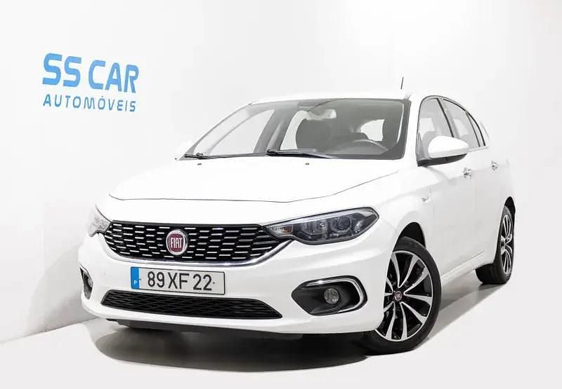 Branco Usado 2019 Fiat Tipo Lounge Citadino | € 10.490 (Preço justo) - Imagem 1/4