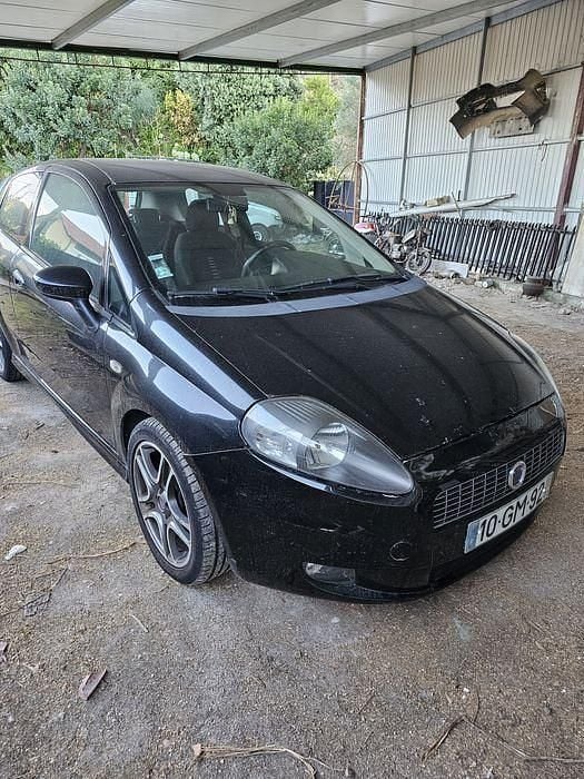 Usado 2008 Fiat Punto Citadino | € 3.000 (Super Preço) - Imagem 1/4