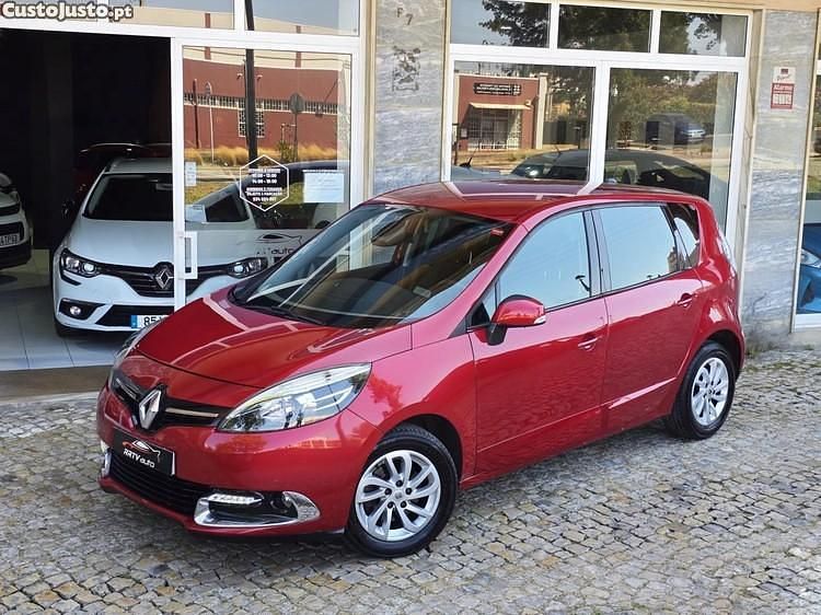 Vermelho Usado 2012 Renault Scénic III Dynamique Monovolume | € 6.950 (Super Preço) - Imagem 1/1