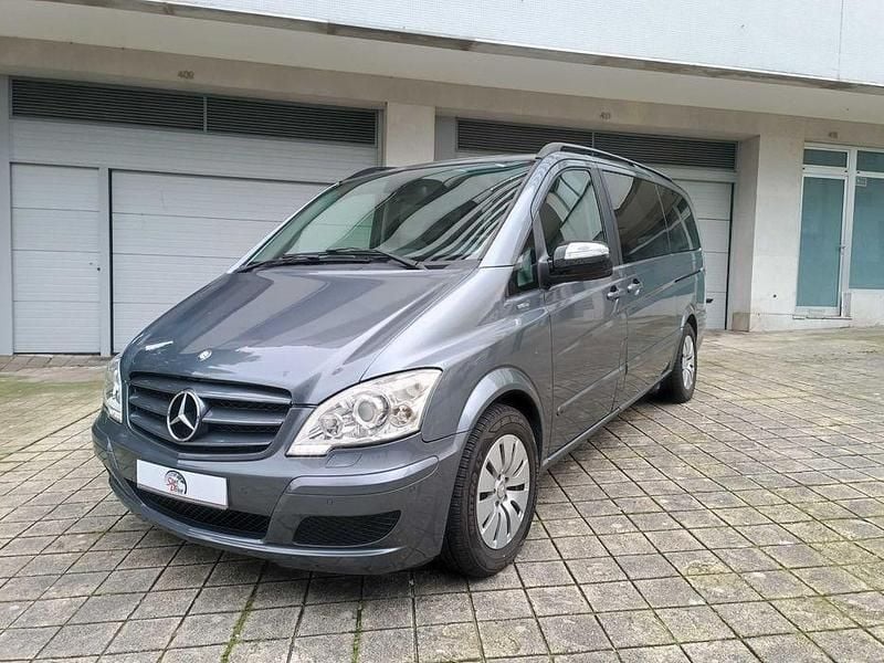 Usado Mercedes Viano 163 HP (119 kW) 2012 Monovolume