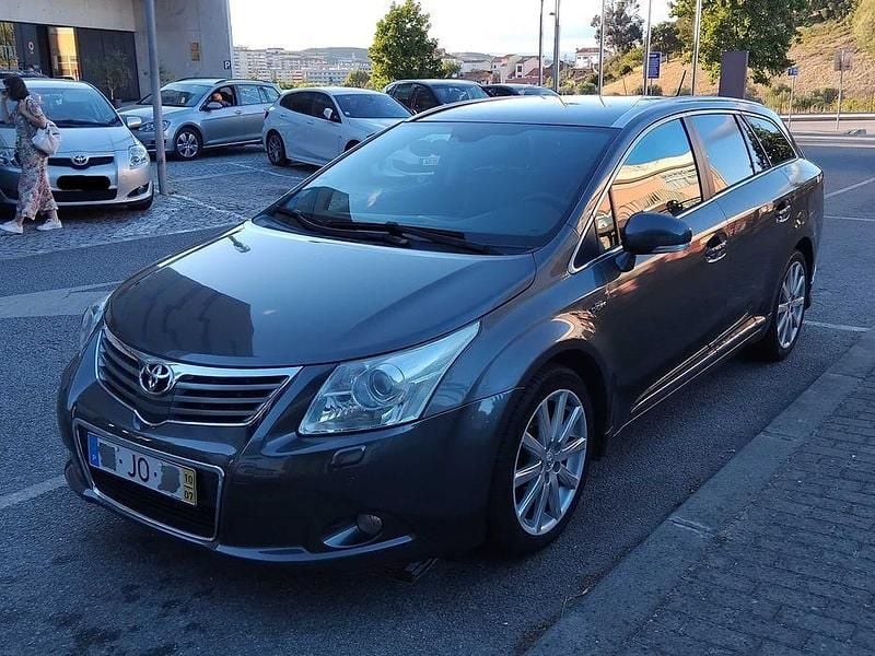 Usado 2010 Toyota Avensis T2 Sedan | € 12.000 (Caro) - Imagem 1/4