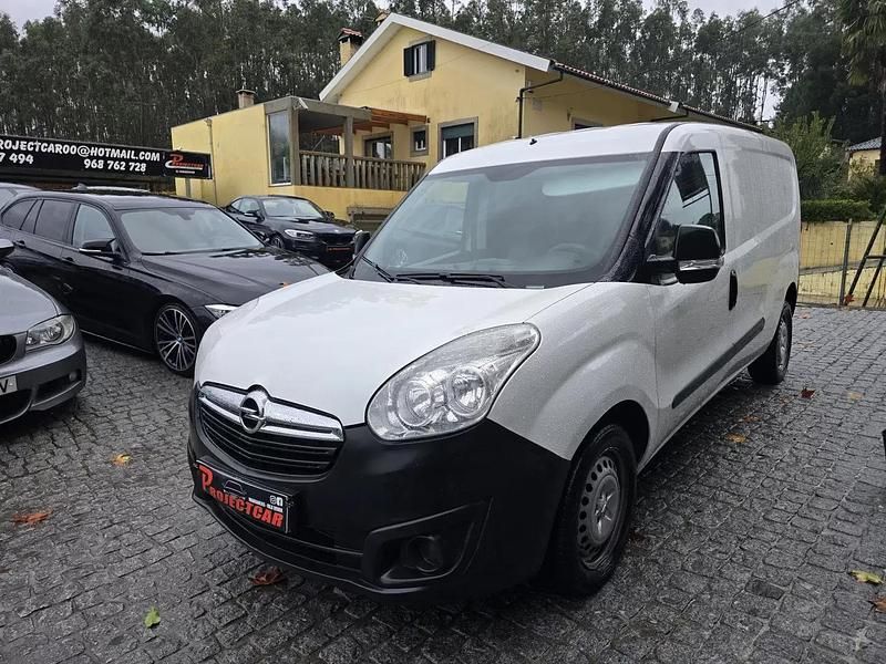 Usado Opel Combo 75 HP (55 kW) 2016 Branco Monovolume
