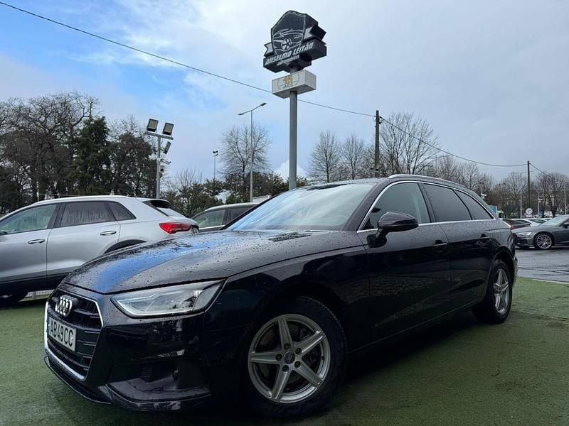 Usado Audi A4 Advanced 163 HP (119 kW) 2020 Preto Carrinha
