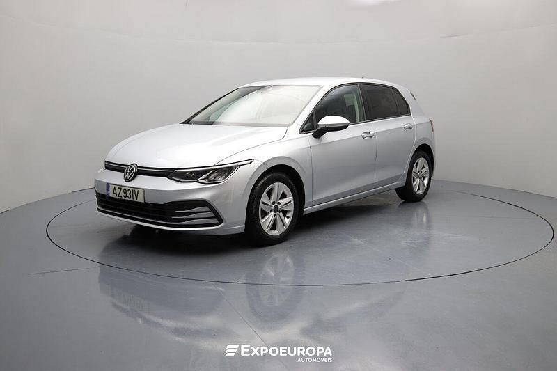 Prata Usado 2023 VW Golf VIII Life | € 21.490 (Preço justo) - Imagem 1/4