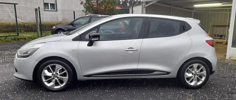 Usado Renault Clio IV LIMITED 90 HP (66 kW) 2016 Cinza