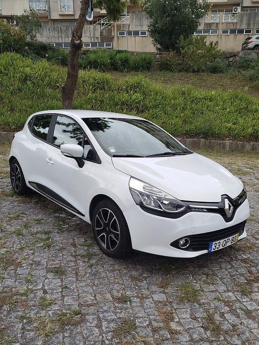 Usado 2015 Renault Clio IV Sedan | € 8.700 (Preço justo) - Imagem 1/4