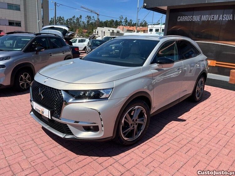 Cinza Usado 2021 DS Automobiles DS7 Crossback Rivoli SUV | € 27.900 (Preço justo) - Imagem 1/1
