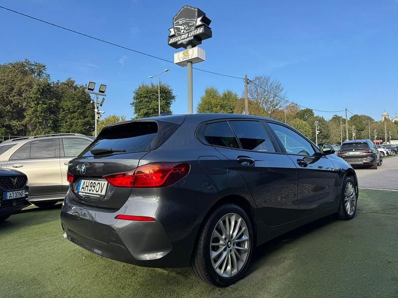 Usado BMW 116 116 HP (85 kW) 2021 Cinza Citadino