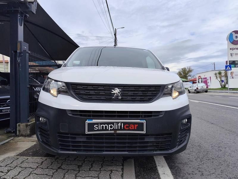 Branco Usado 2018 Peugeot Partner Van | € 13.500 (Preço justo) - Imagem 1/4
