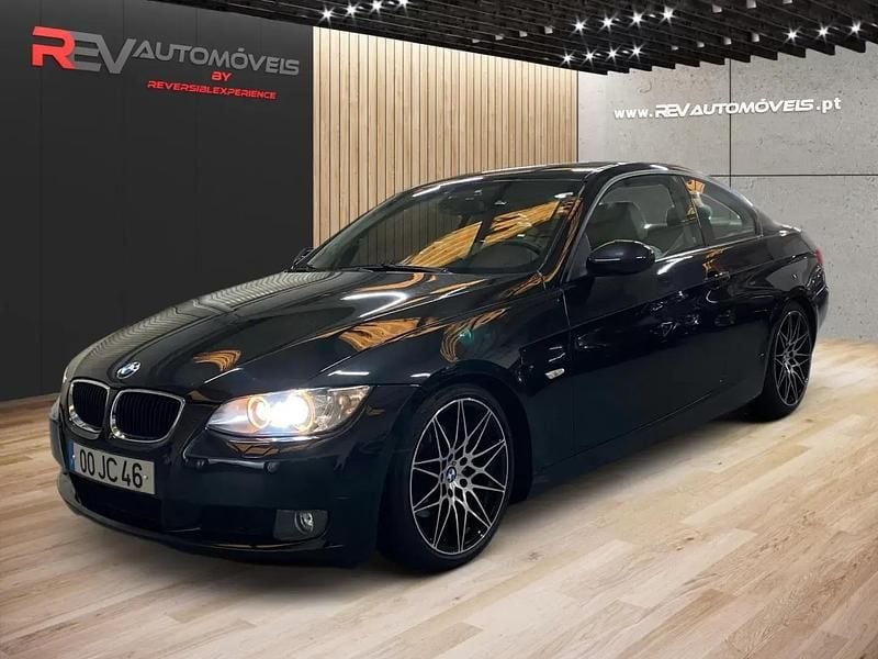 Preto Usado 2007 BMW 320 Coupé | € 12.250 (Preço justo) - Imagem 1/4