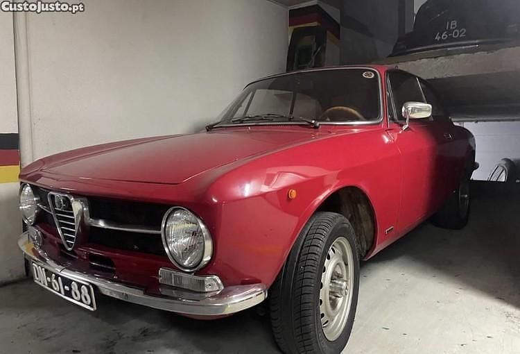 Vermelho Usado 1980 Alfa Romeo GT Junior | € 32.000 - Imagem 1/1