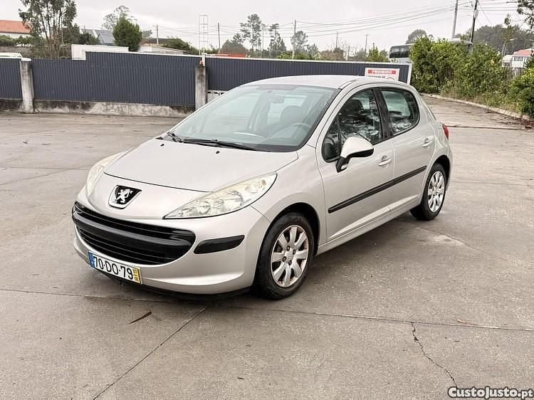 Cinza Usado 2007 Peugeot 207 | € 4.500 (Bom preço) - Imagem 1/1