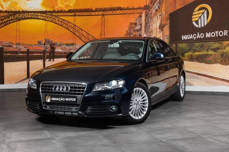Azul Usado 2008 Audi A4 Sedan | € 12.900 - Imagem 1/4