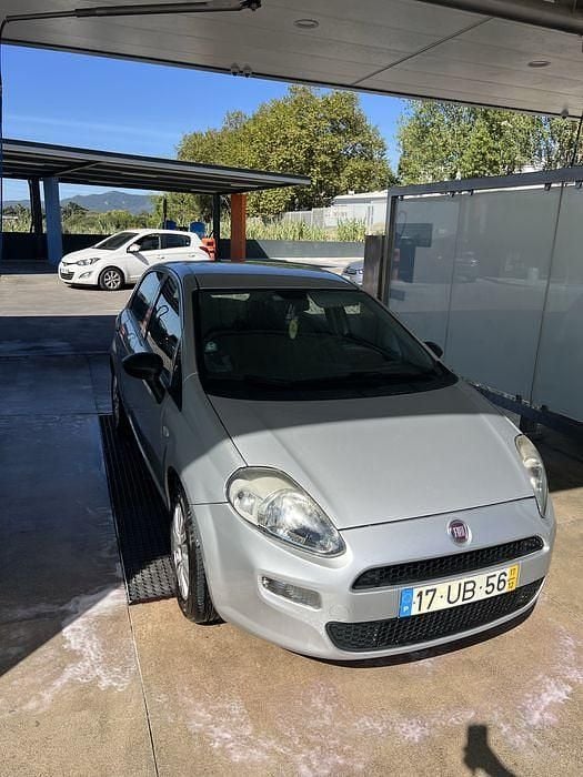 Usado 2017 Fiat Punto Citadino | € 8.000 (Caro) - Imagem 1/4