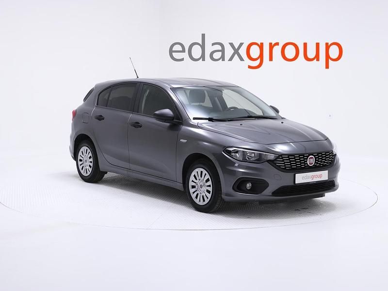 Cinzento Usado 2020 Fiat Tipo Pop | € 10.390 (Preço justo) - Imagem 1/4