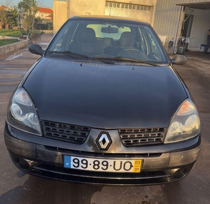 Usado Renault Clio II 2003 Sedan